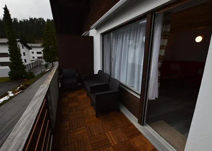 Urschein In Laax-murschetg Appartement Laax