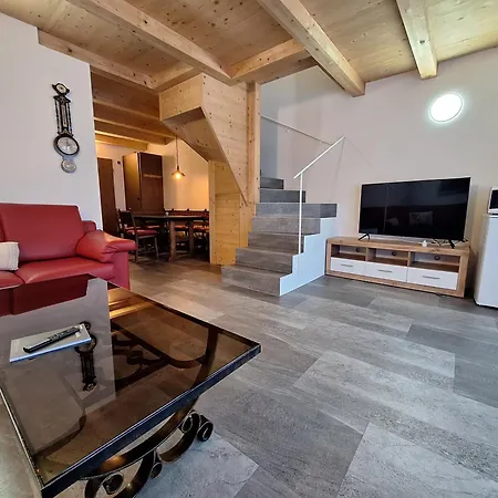 Urschein In Laax-murschetg Apartment Laax