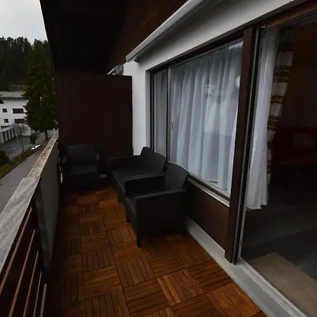 Urschein In Laax-murschetg Apartment Laax
