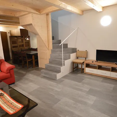 Urschein In Laax-murschetg Apartment Laax